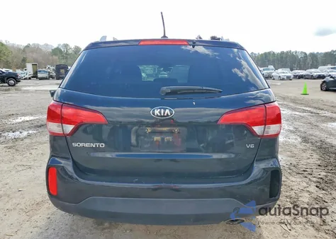 2015 Kia Sorento Lx z USA, uszkodzony, nr VIN 5XYKTDA76FG648089
